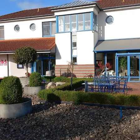 Gaestehaus Weserblick Am Weser-Sandstrand Berne Exterior photo
