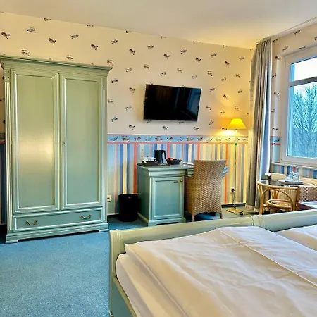 Gaestehaus Weserblick Am Weser-Sandstrand Berne Exterior photo