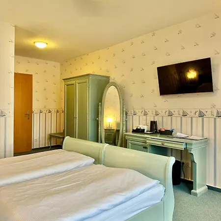 Gaestehaus Weserblick Am Weser-Sandstrand Berne Exterior photo