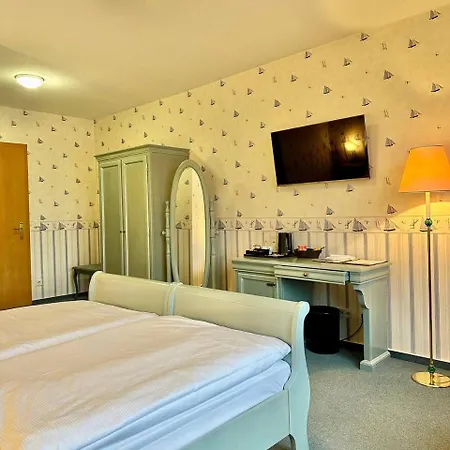 Gaestehaus Weserblick Am Weser-Sandstrand Berne Exterior photo