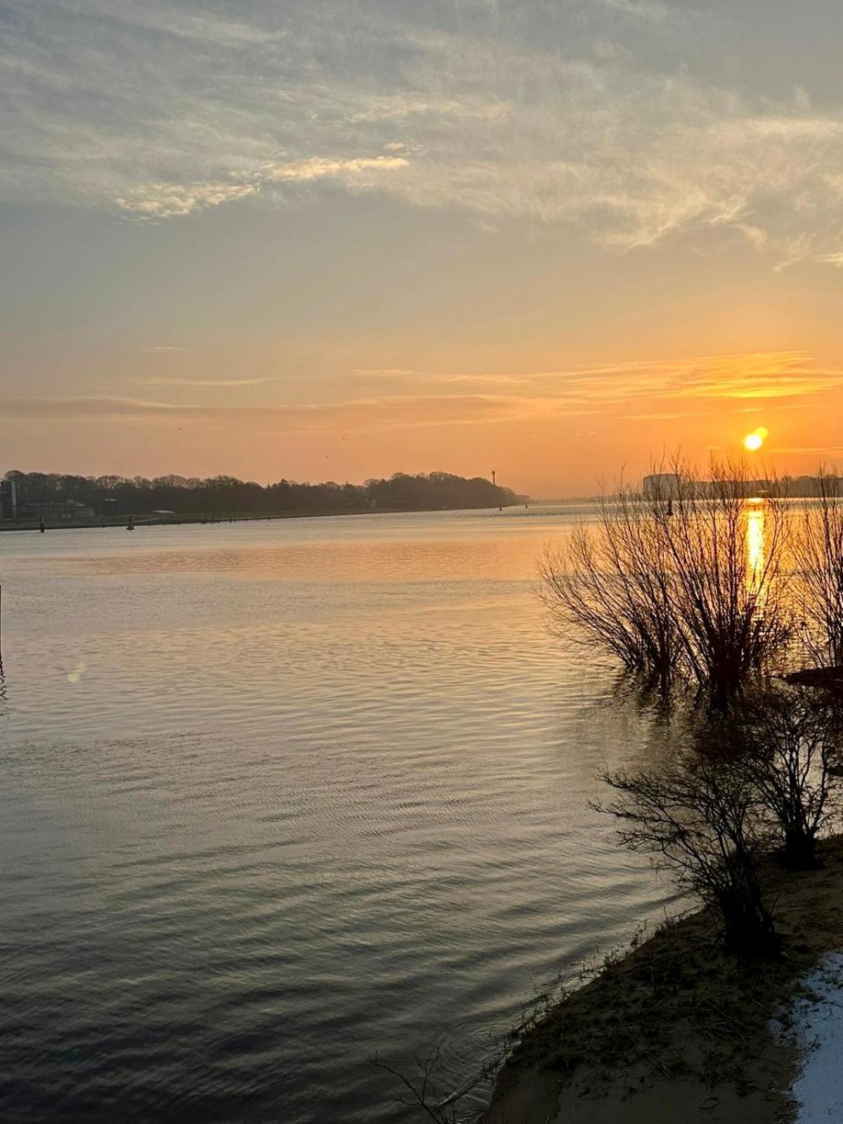 Gaestehaus Weserblick Am Weser-sandstrand Homestay *