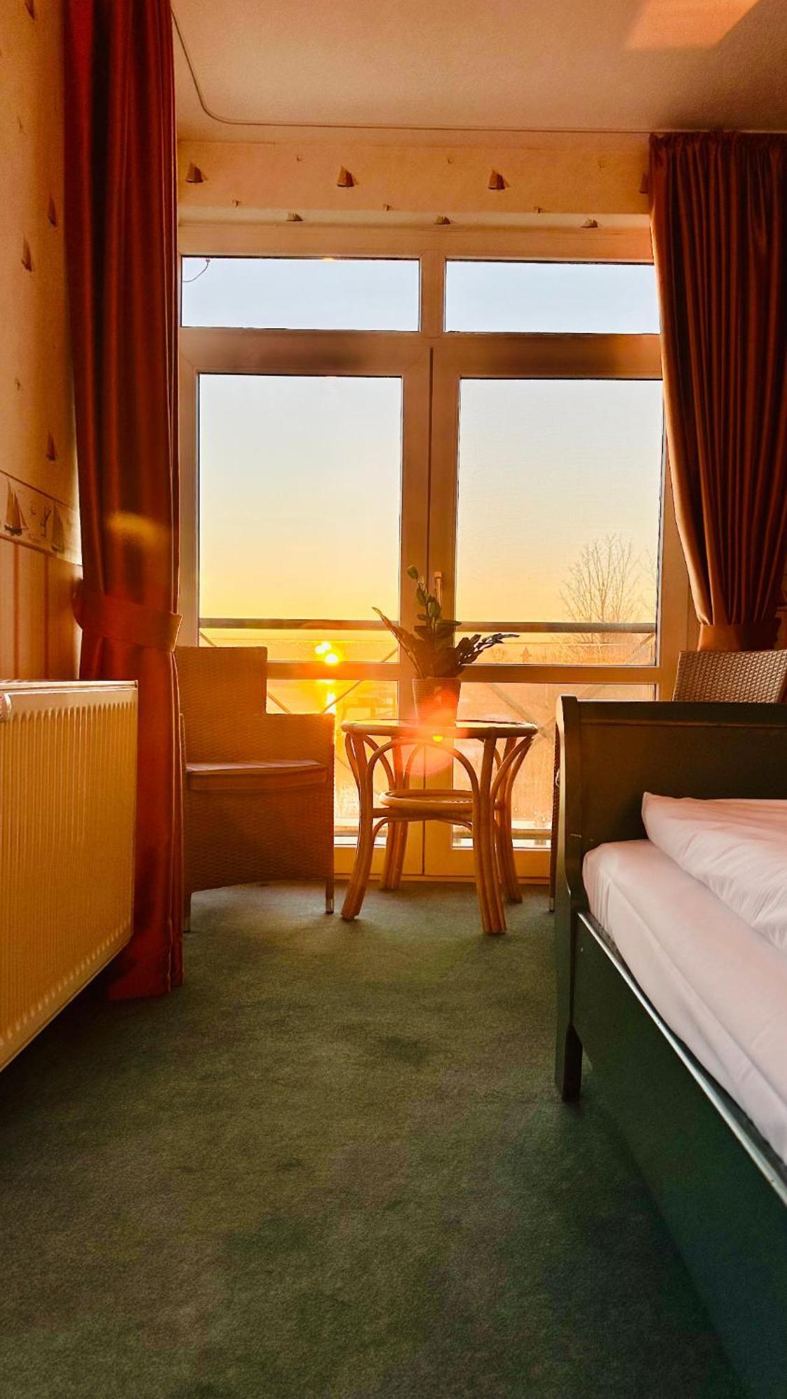 Gaestehaus Weserblick Am Weser-sandstrand *