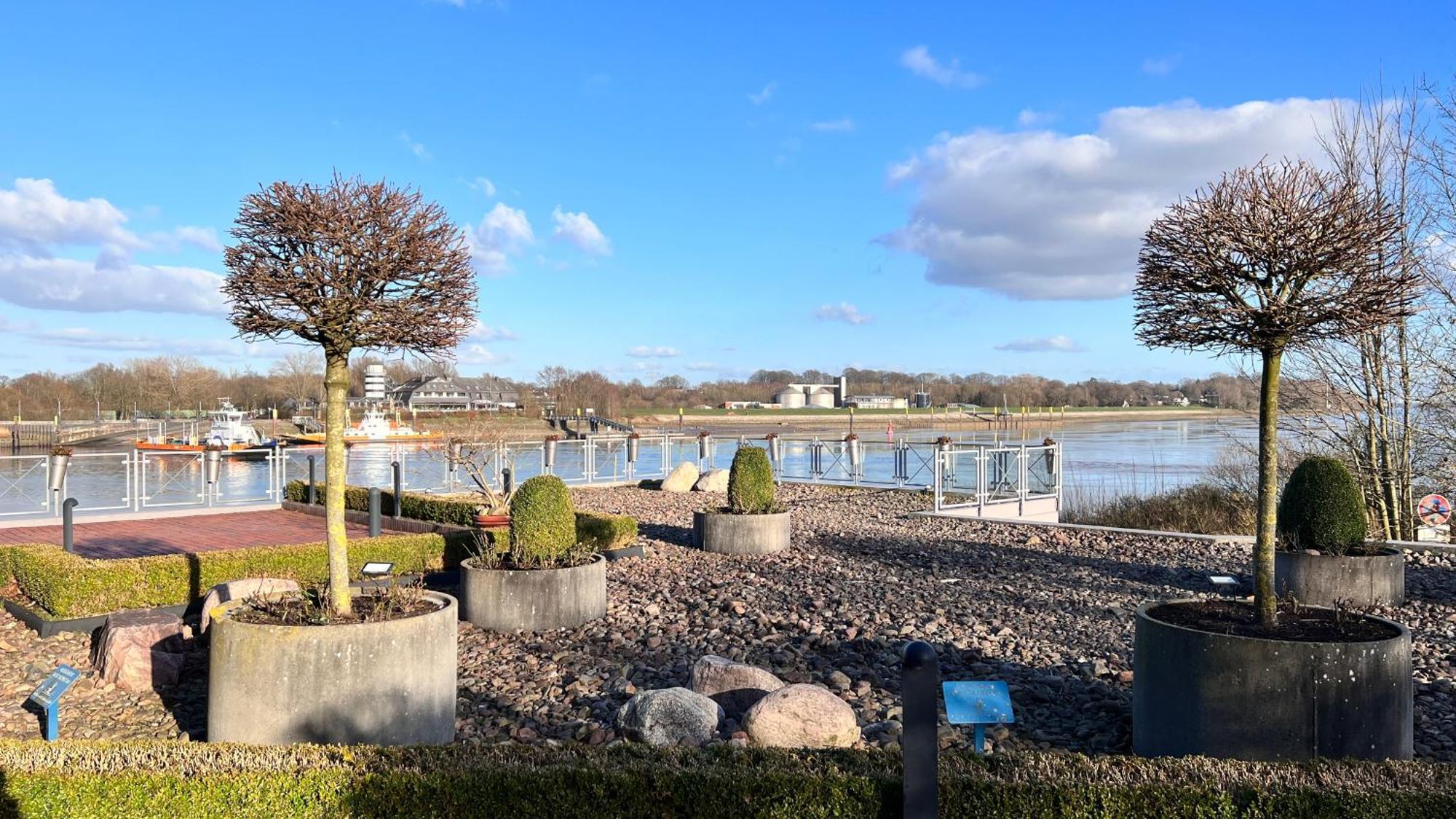 Gaestehaus Weserblick Am Weser-sandstrand Homestay Berne