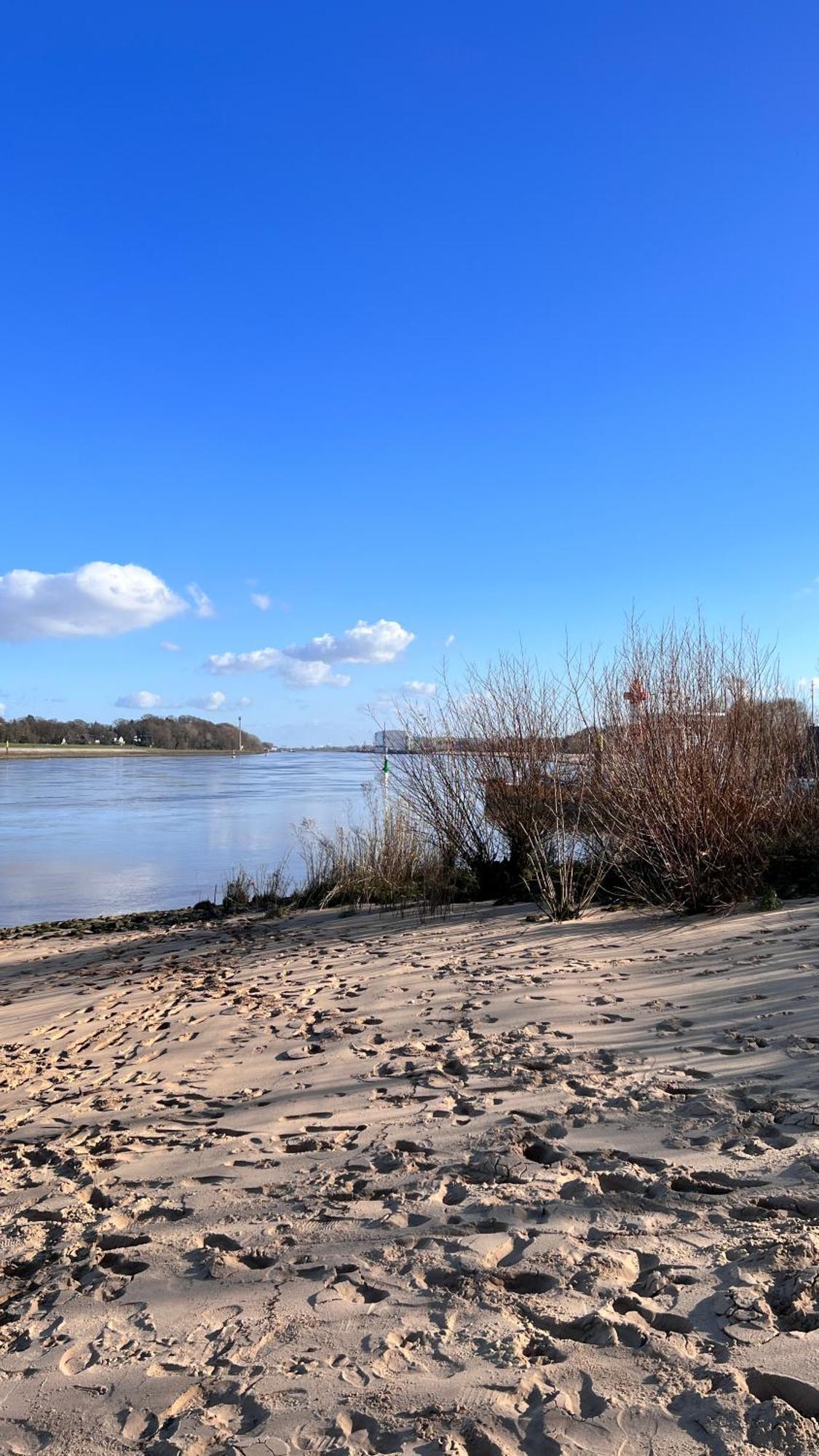 Gaestehaus Weserblick Am Weser-sandstrand Homestay Berne