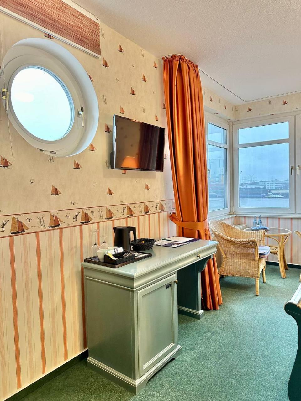Gaestehaus Weserblick Am Weser-sandstrand