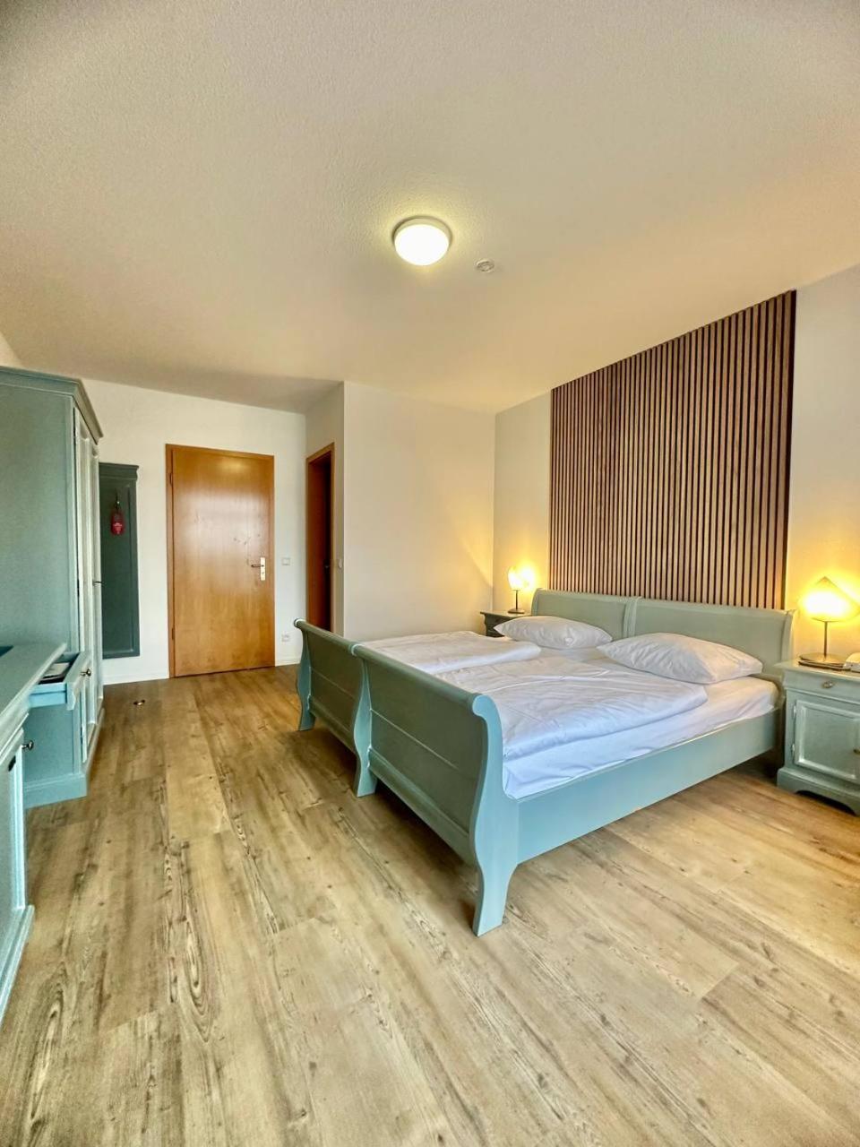 Gaestehaus Weserblick Am Weser-sandstrand Homestay *