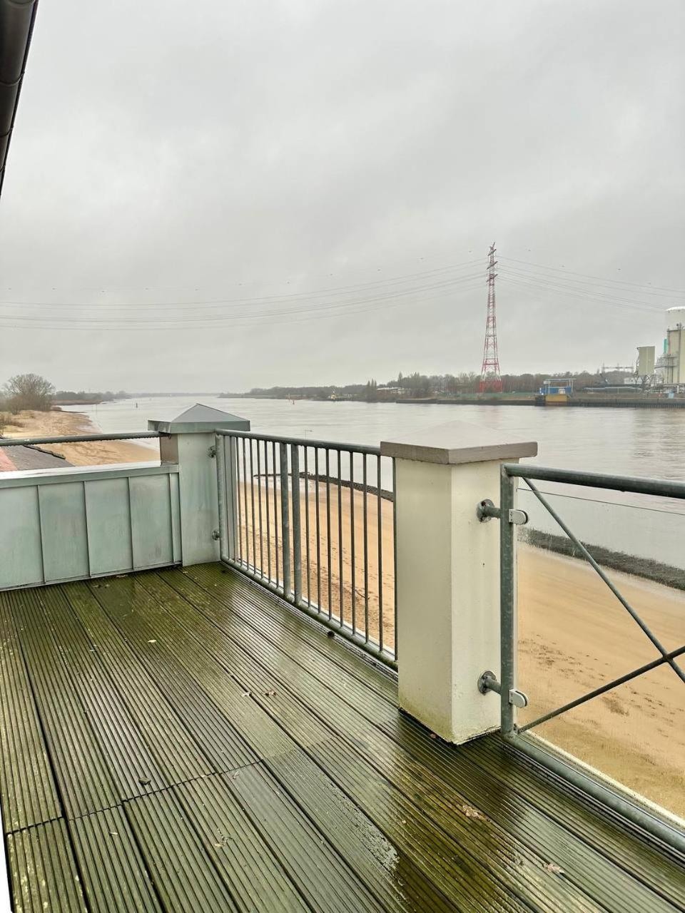 Gaestehaus Weserblick Am Weser-sandstrand Homestay *