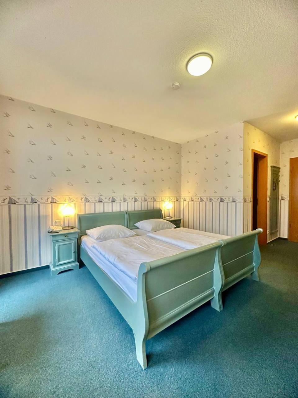 Homestay Gaestehaus Weserblick Am Weser-sandstrand