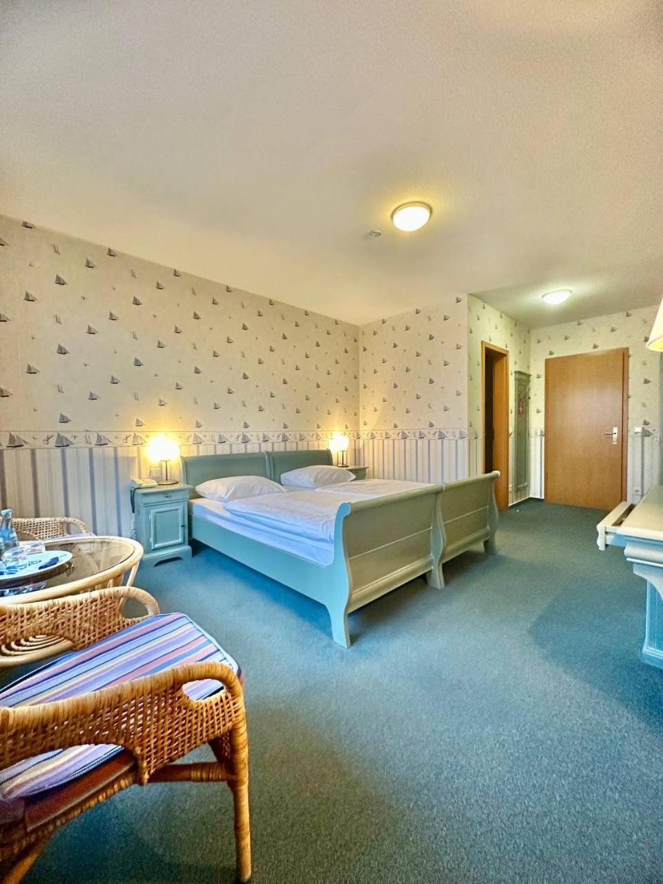Homestay Gaestehaus Weserblick Am Weser-sandstrand Berne